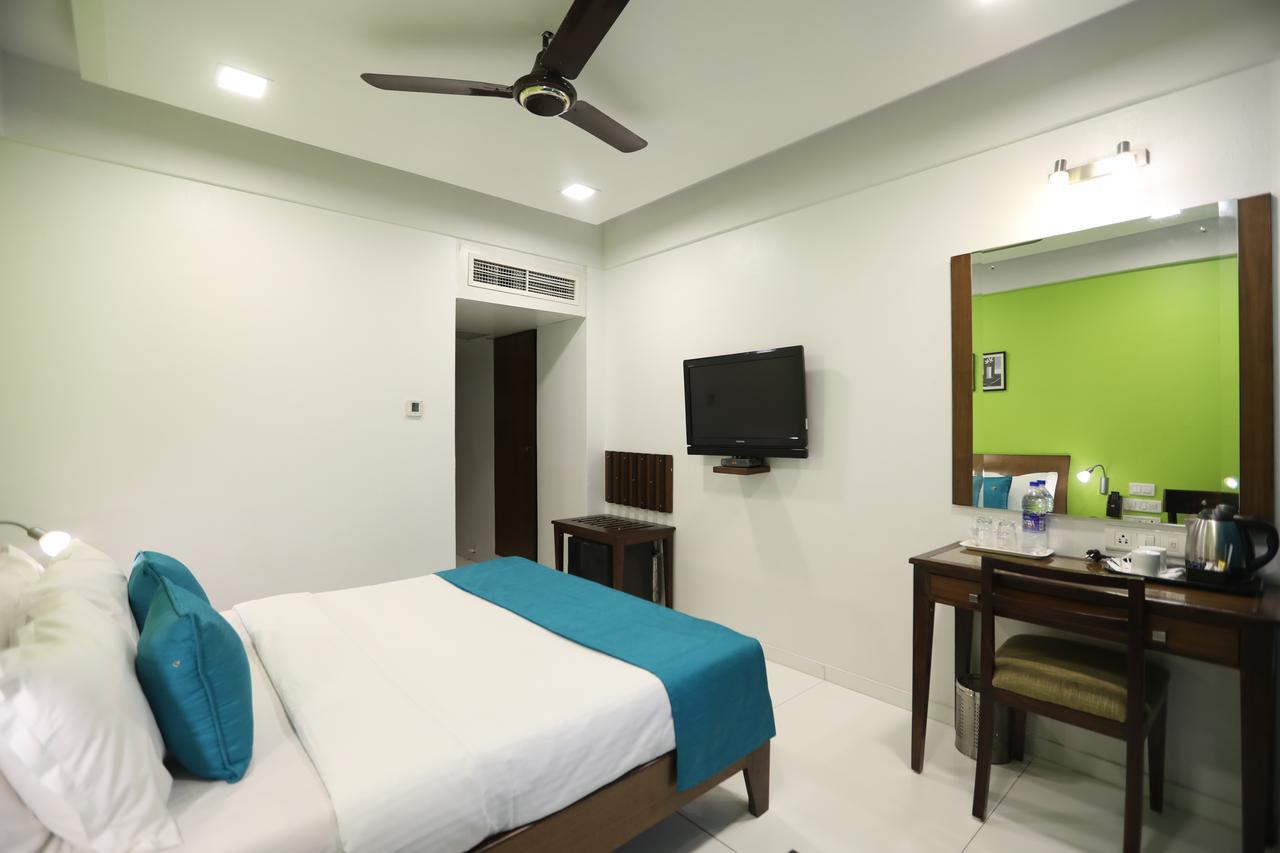 Citizen Hotel Bombaim Exterior foto